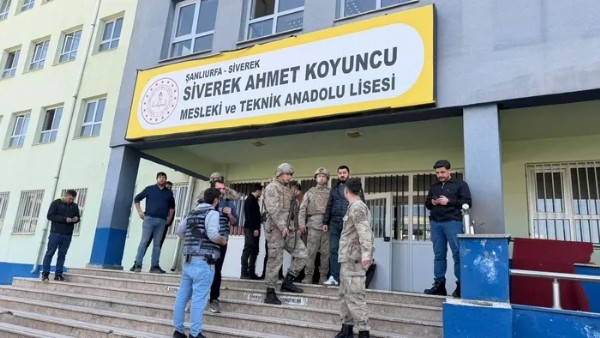 Şanlıurfa'da Lisede Silahlı Saldırı! Çok Sayıda Yaralı Var
